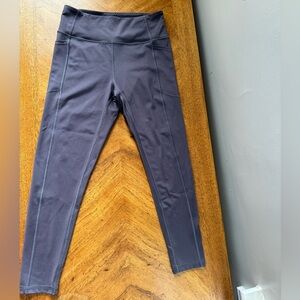 Victoria’s Secret Legging with pockets Purple